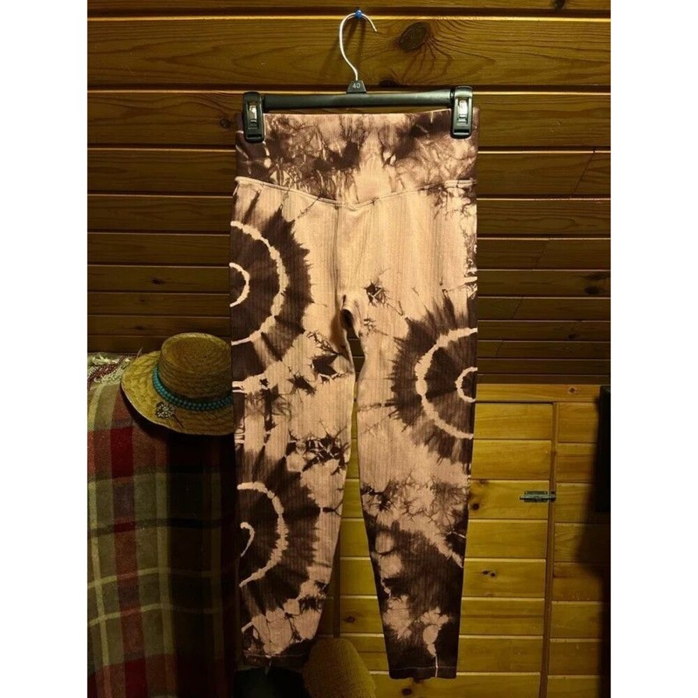 PINK Active Tie Dye Leggings Size M Dusty Rose EUC